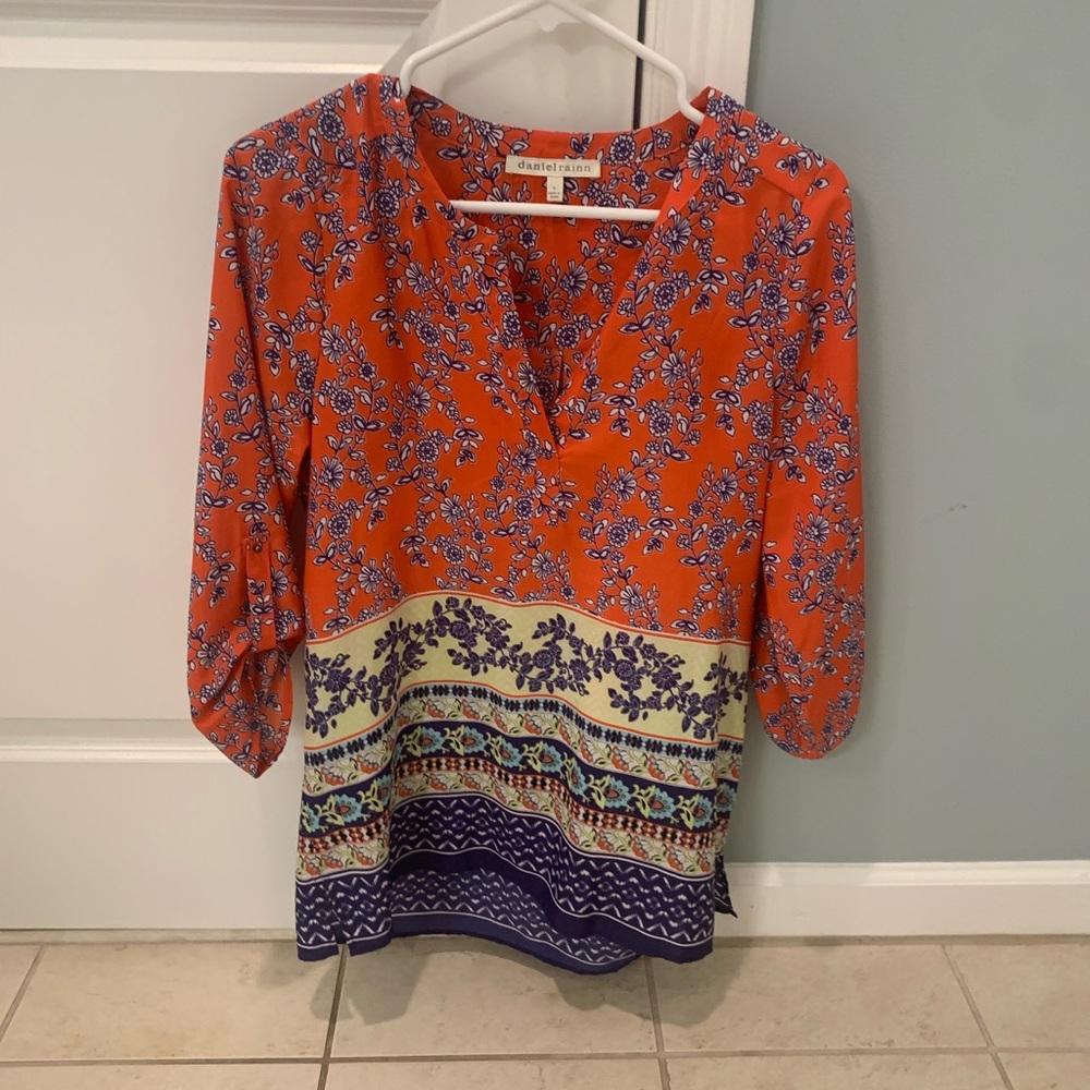 Women’s Beautiful print coral blue white and green blouse.